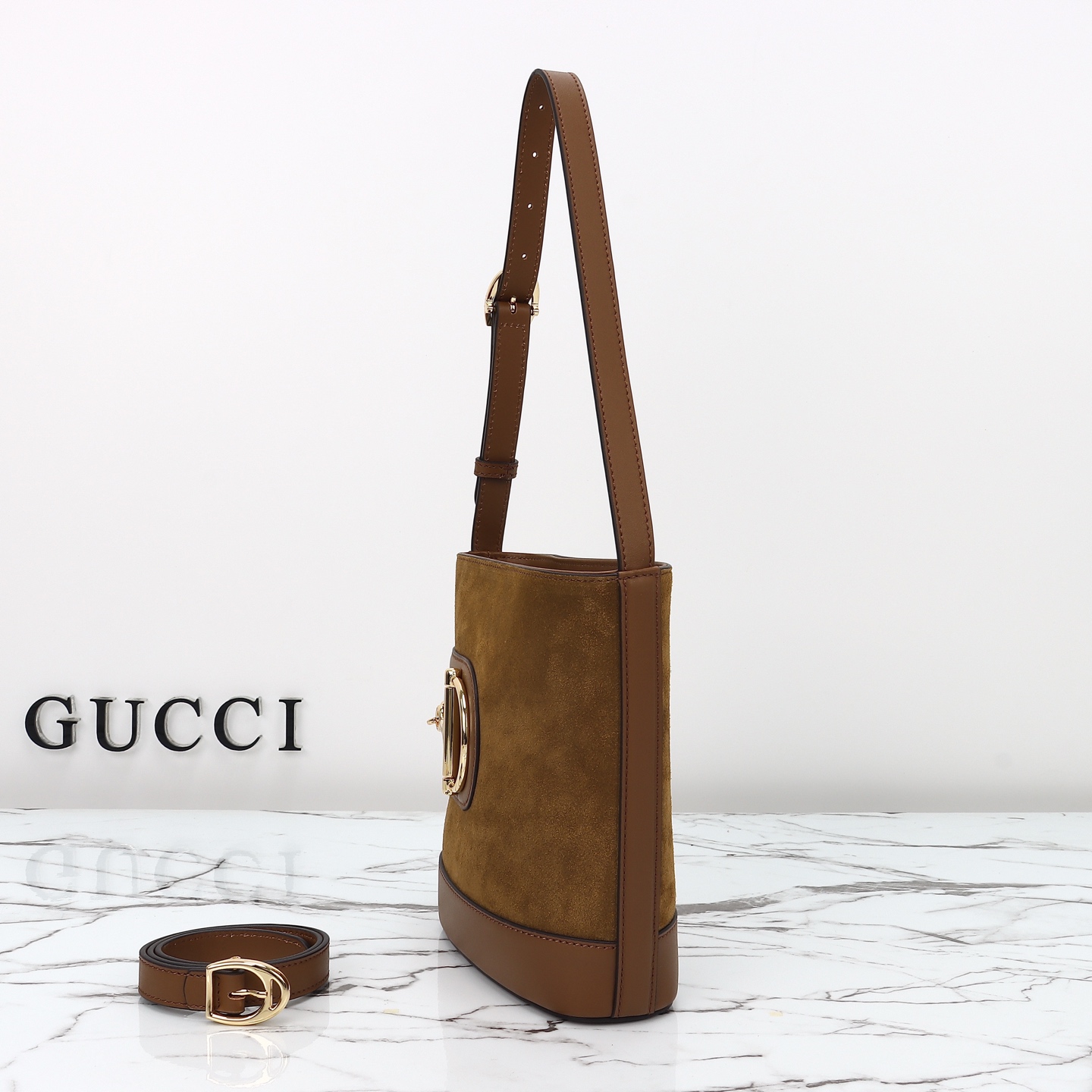 Gucci 73 small bucket bag ‎833665 CAAAV 2718