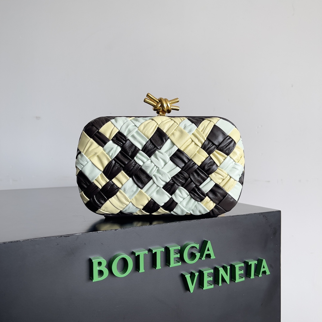 Bottega Veneta Knot woven evening bag 717622