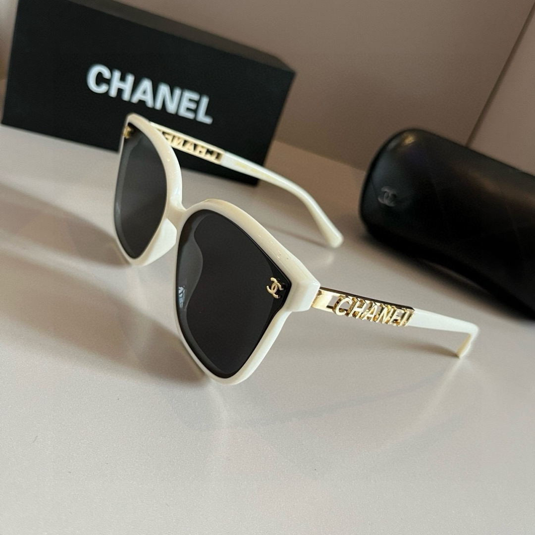 Chanel round frame sunglasses