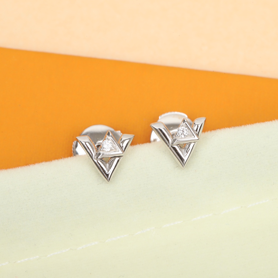Louis Vuitton Volt Earrings