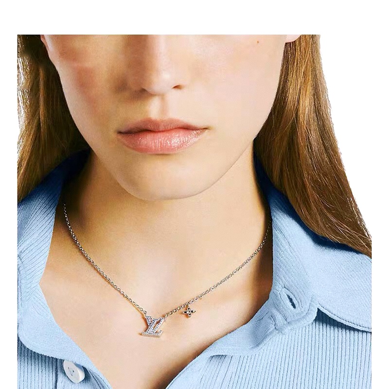 Louis Vuitton logo diamond necklace