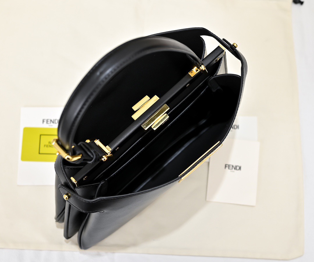 FENDI ekaboo Soft medium handbag 8801