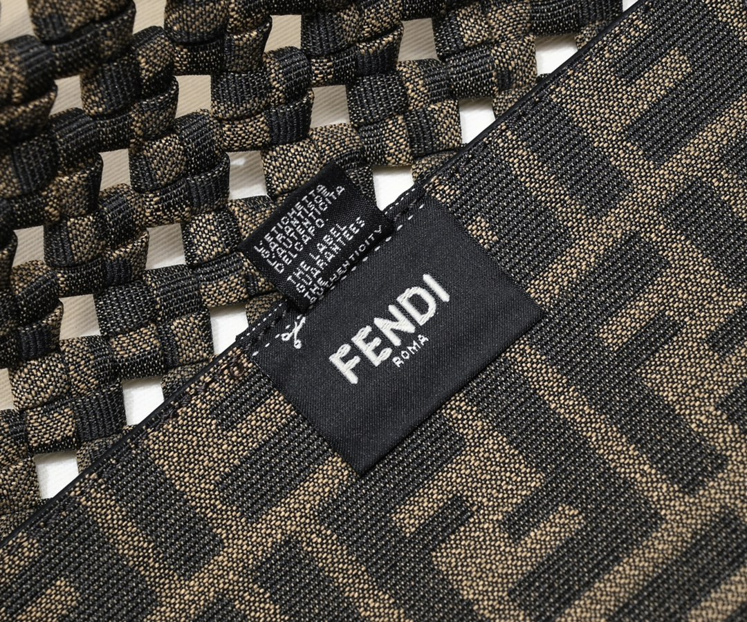 FENDI Tote series handbag 4407