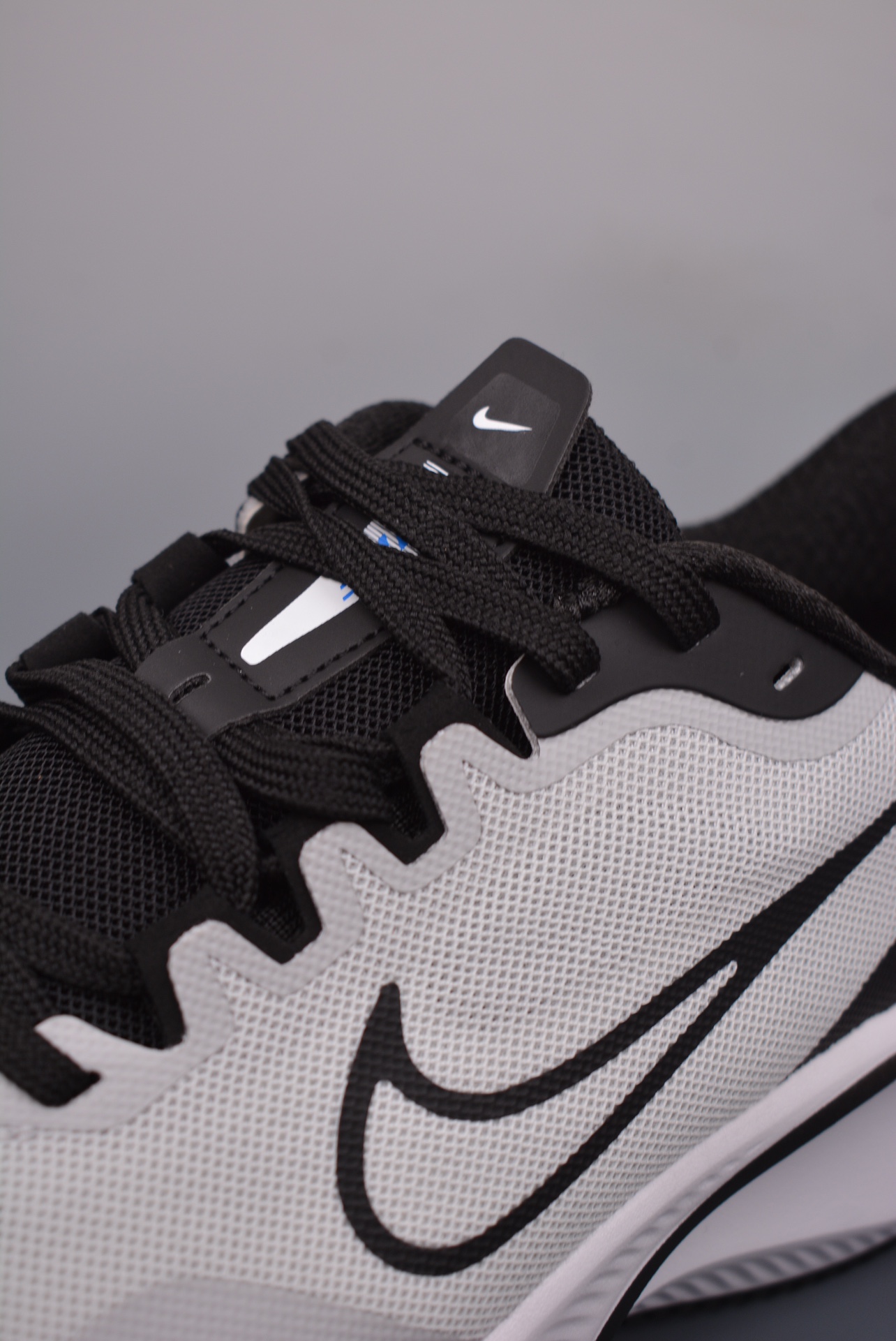 NIKE SB Zoom X Grey Black Blue  CK4318-331