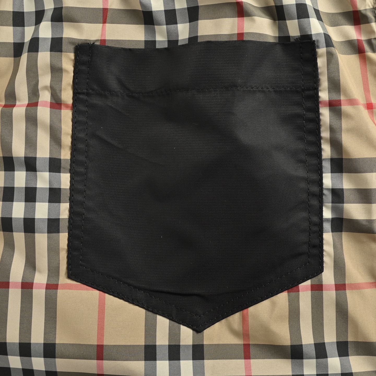 Burberry 25ss side lettering check beach shorts