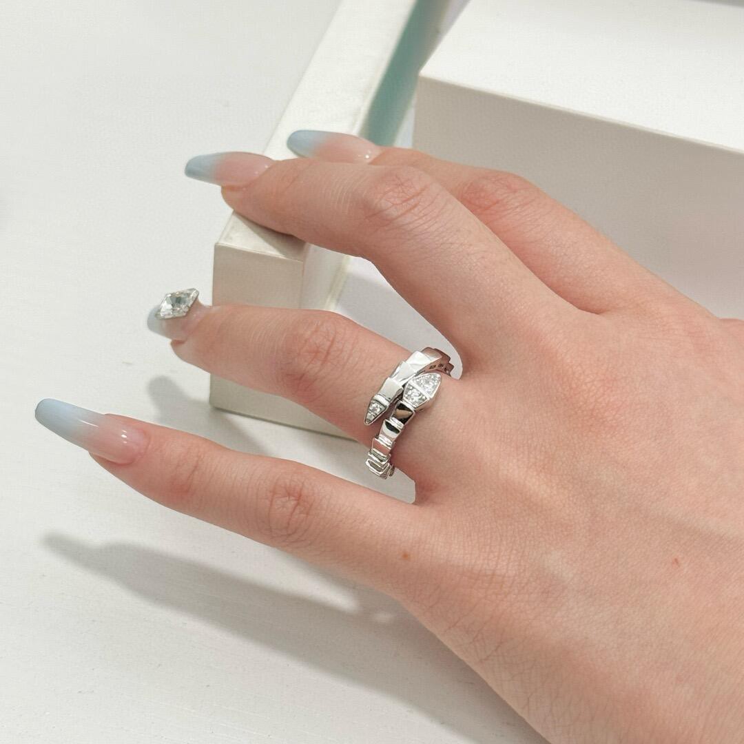 Bulgari snake diamond ring