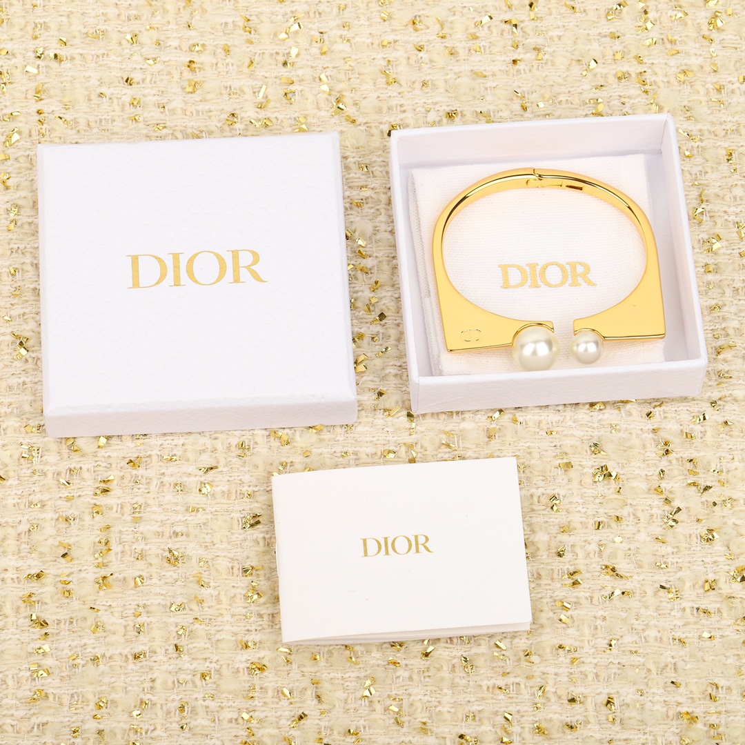 Dior Large and small bead arch open bracelet