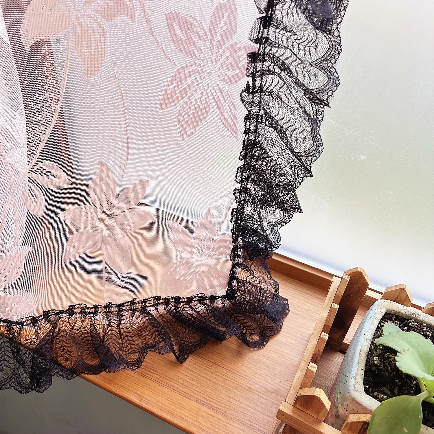 Elegant Floral Lace Balloon Curtains