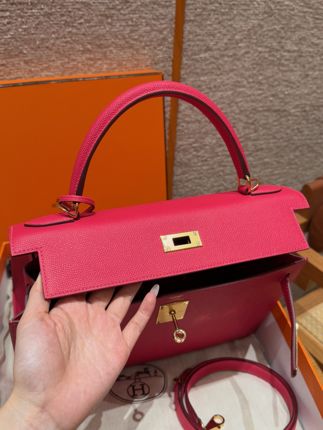 Hermès Kelly i6Rose extreme handbag (handmade to order)