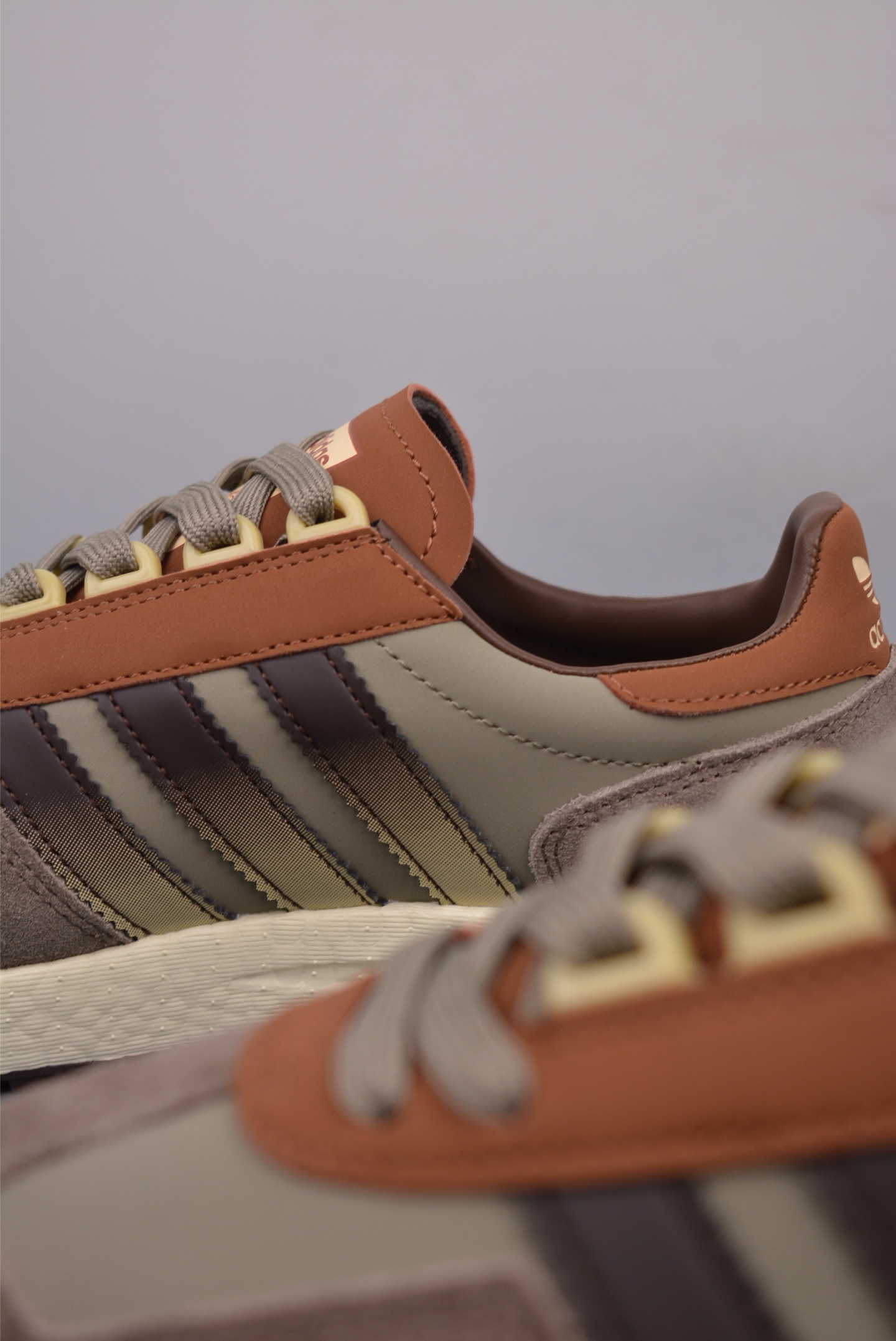 Adidas Originals Retropy Boost E5 Gray Brown JH7190
