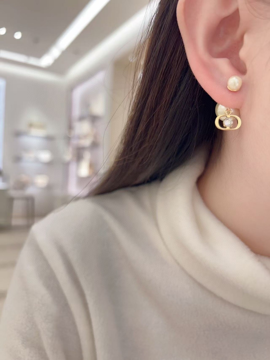 Dior Pearl Earrings