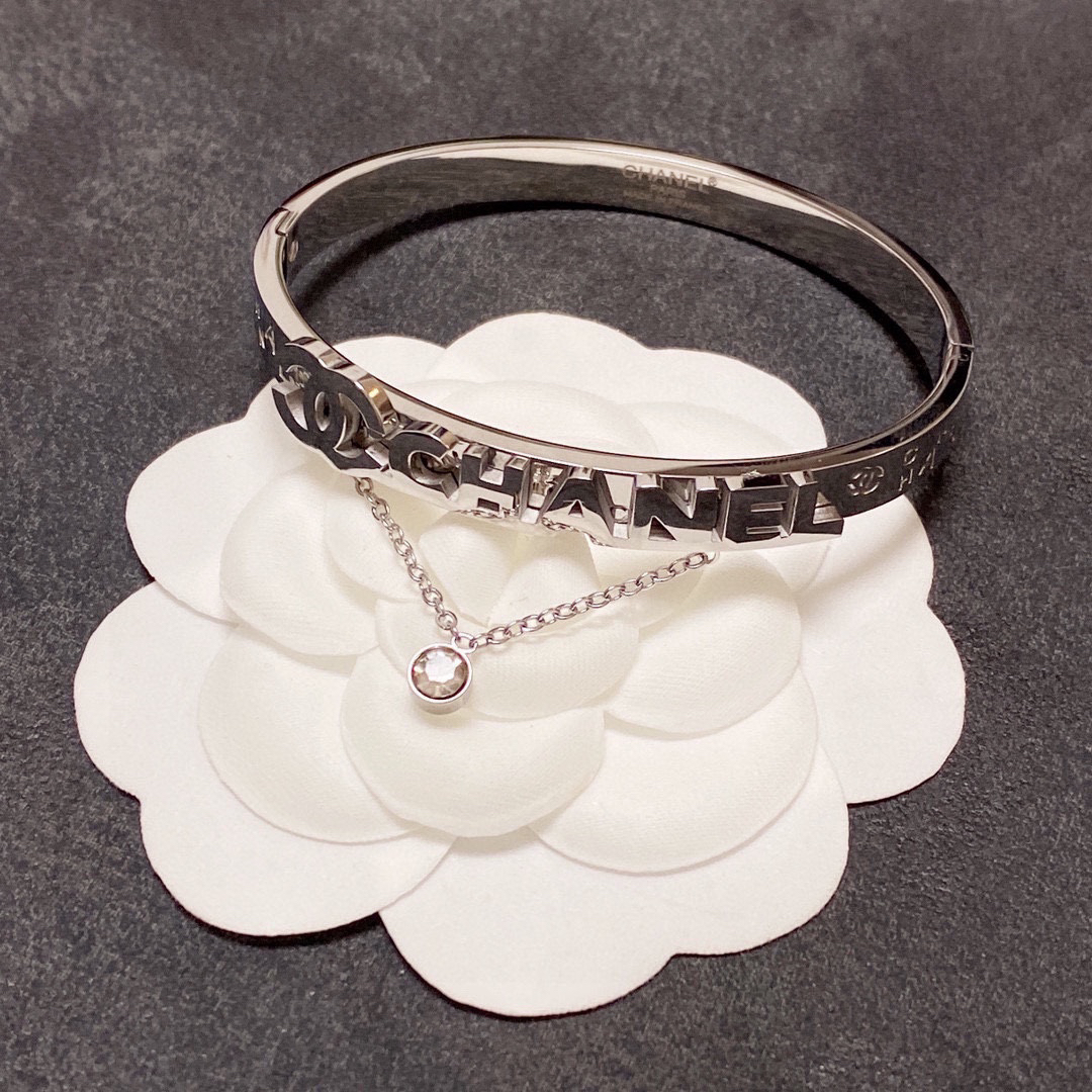 Chanel chain bracelet