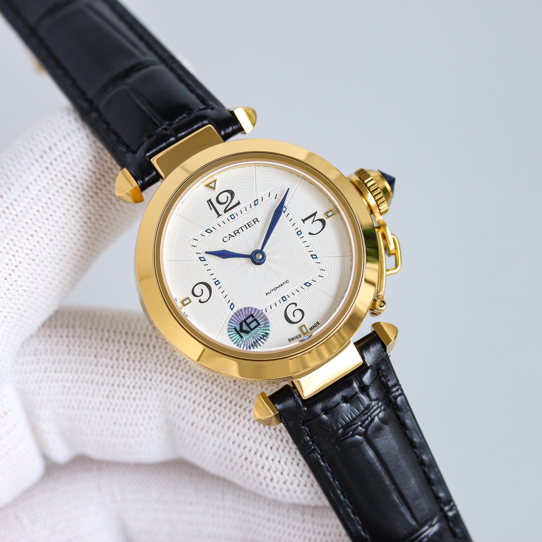 Cartier's classic never-ending kettle Kapasha series