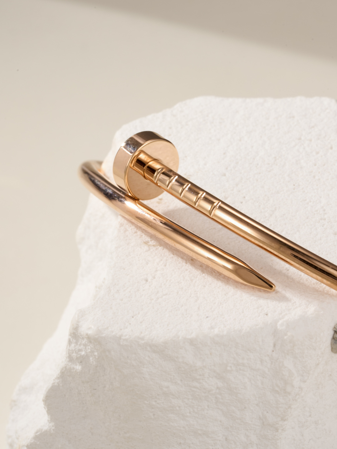 Cartier No Diamond Nail Thin Bracelet