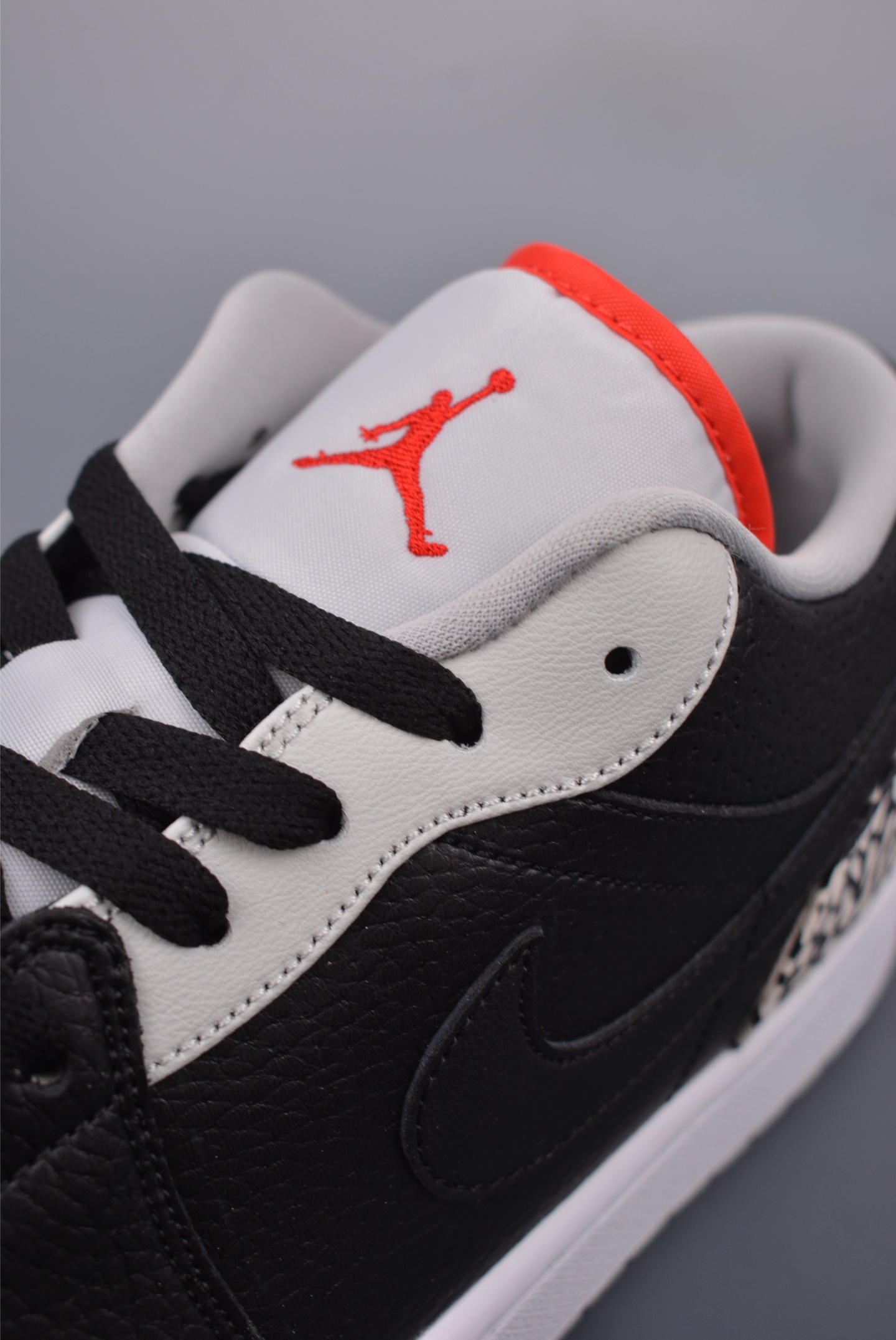 Nike Air Jordan 1 Low 