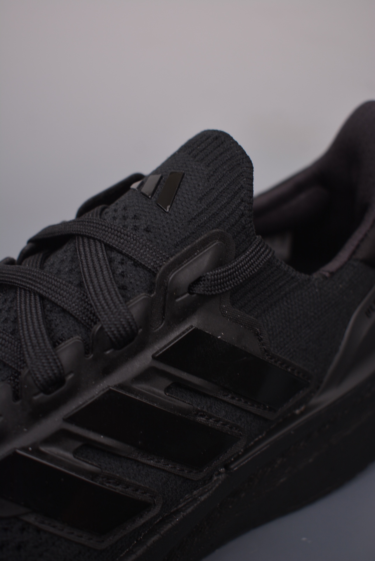 Adidas Ultra Boost 5X Triple Black 2025 ID8812