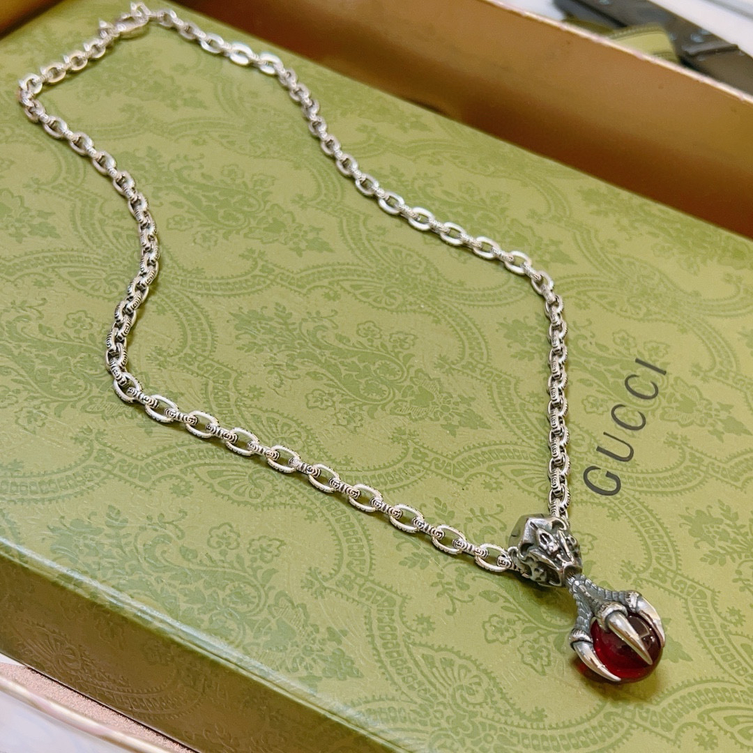 Gucci Anger Forest Series Red Agate Chain Necklace