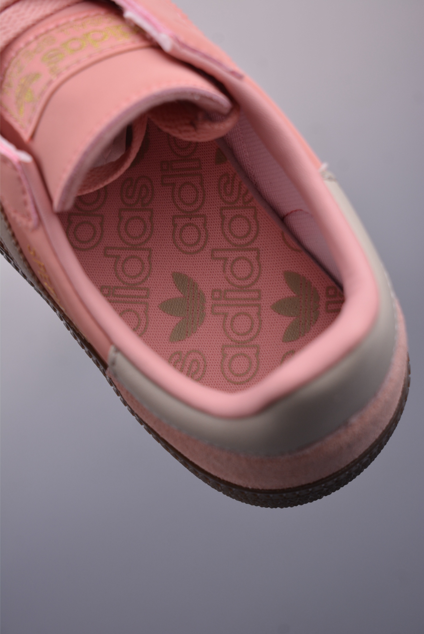 Adidas Originals Handball SPZL sports shoes Pink and white rubber sole IF7086
