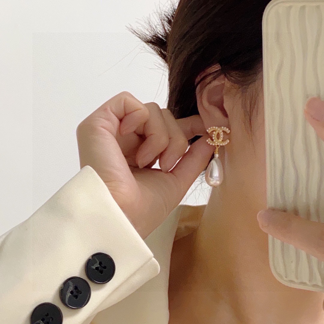 Chanel Pearl Drop Earrings