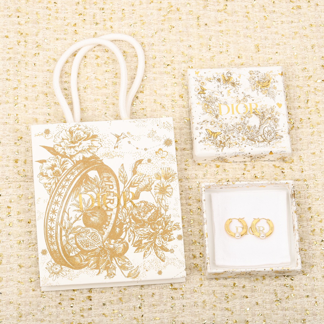 Dior Gold Circle Pearl Earrings