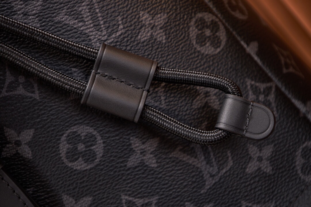 Louis Vuitton saumur backpack M45913