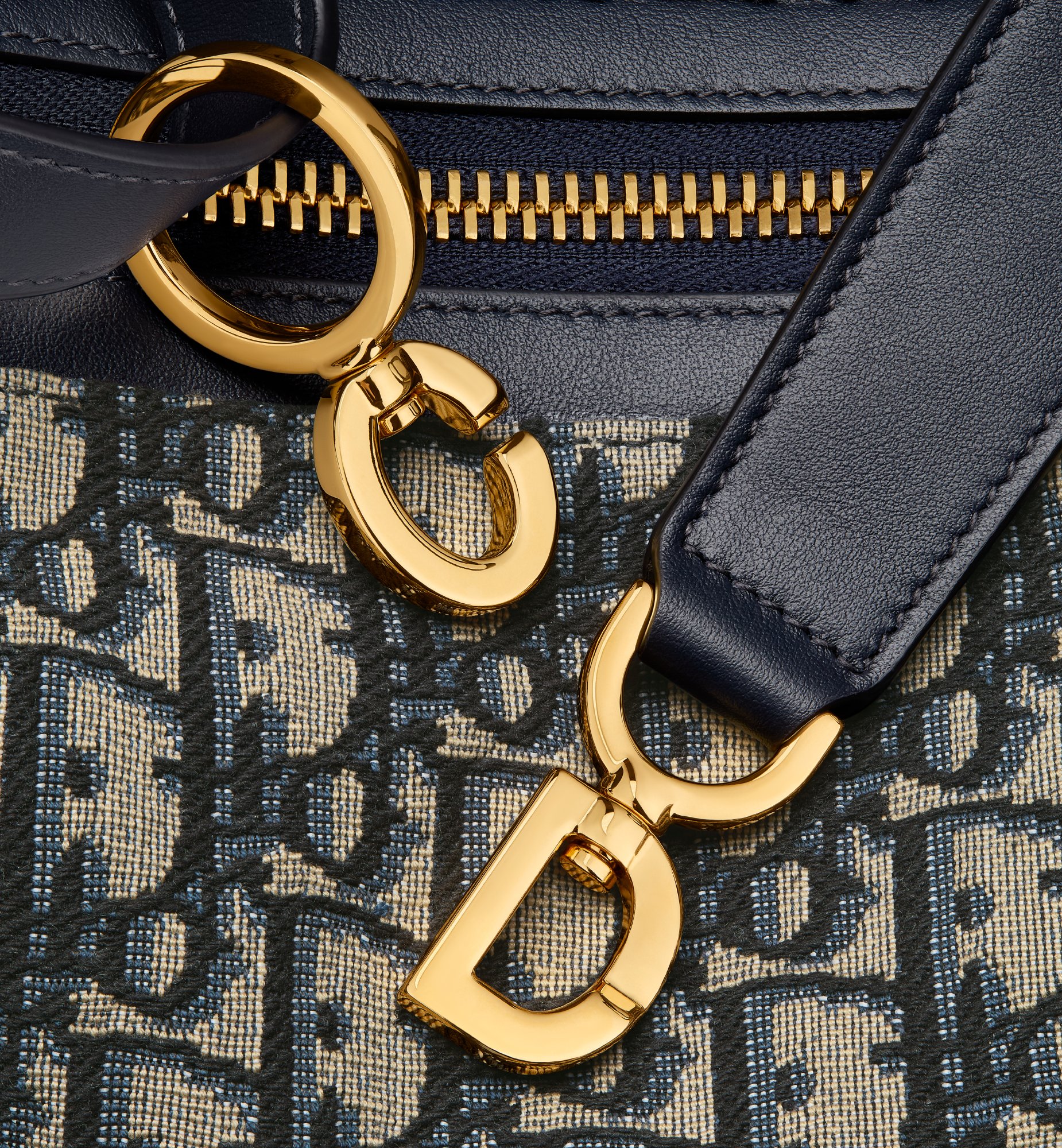 Dior Medium D-Journey Bag M2417UTZQ_M928