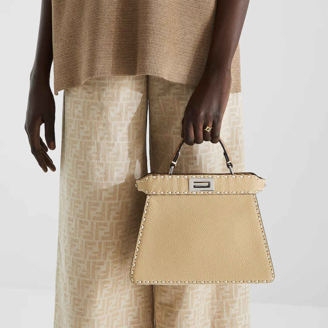 Fendi Peekaboo ISeeU Small Handbag 8BN327AV1JF1SY4