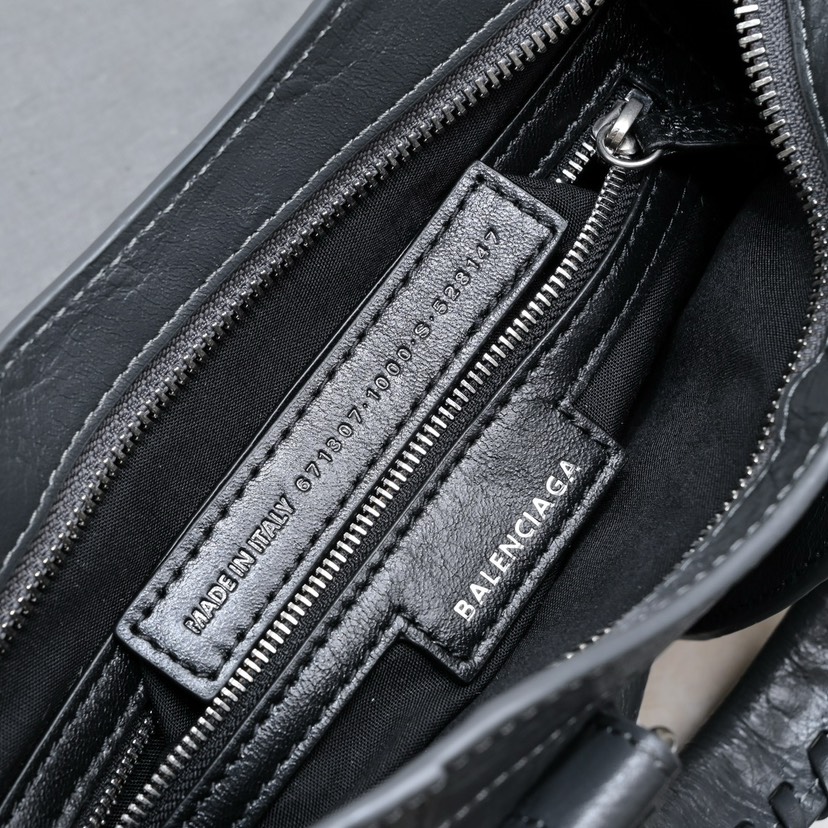 Balenciaga Neo Cagole Motorcycle Bag