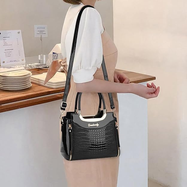 👜👜Women's crocodile print crossbody handbag