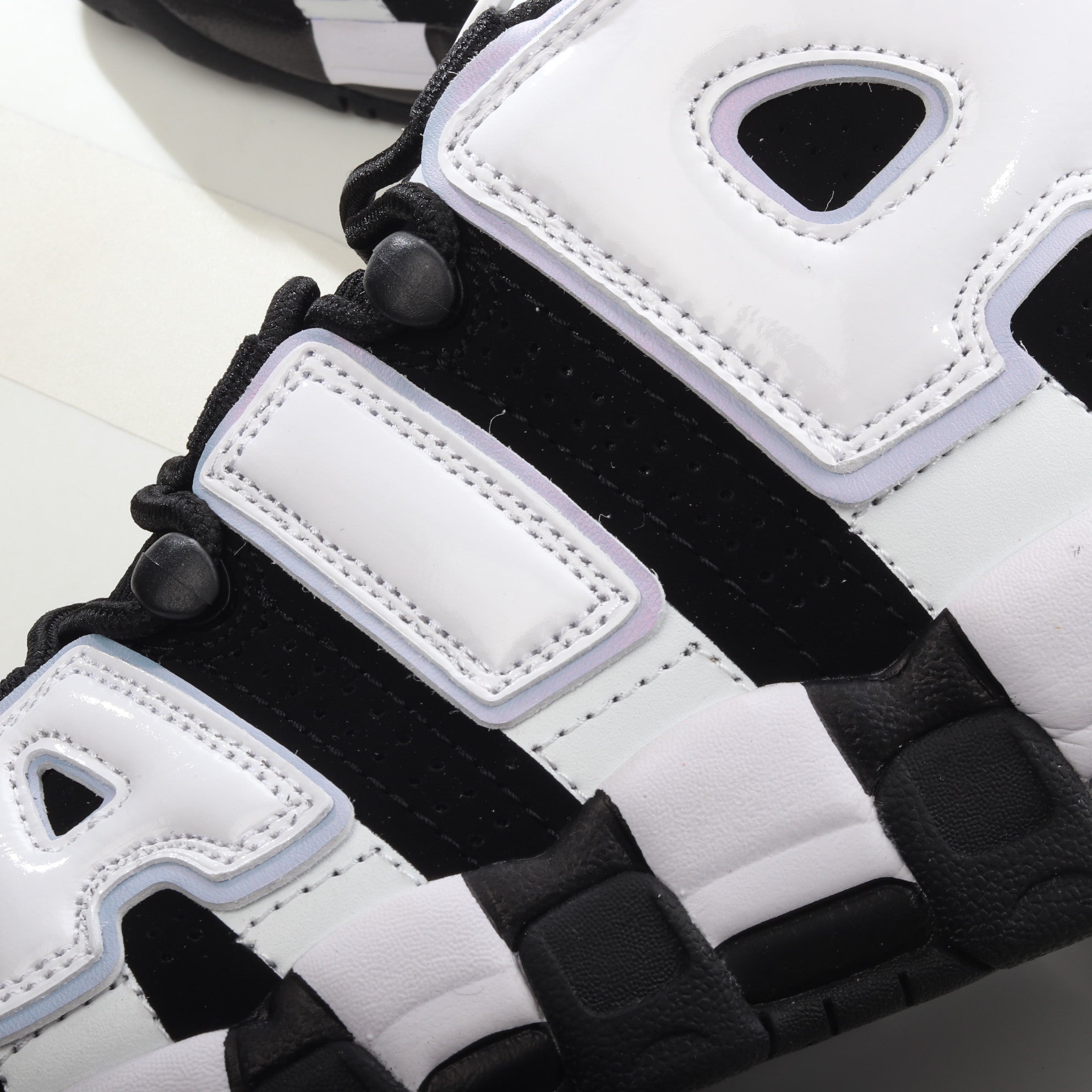 Air More Uptempo 96 Pippen Classic Blacketball Sneaker Series