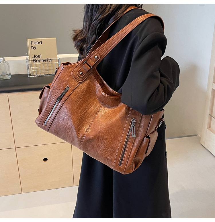 🌲Early Christmas Sale 49% OFF🌲Women's Punk Style Studded Decor Tote Bag