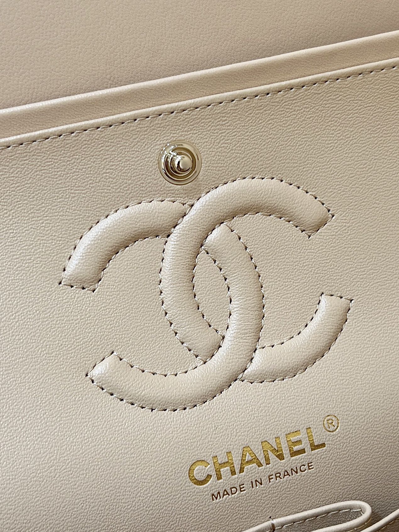 Chanel 25C handle long box AP4404