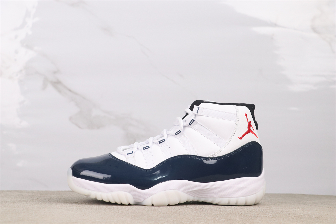 Air Jordan 11 Retro Rare Air IH0296-400