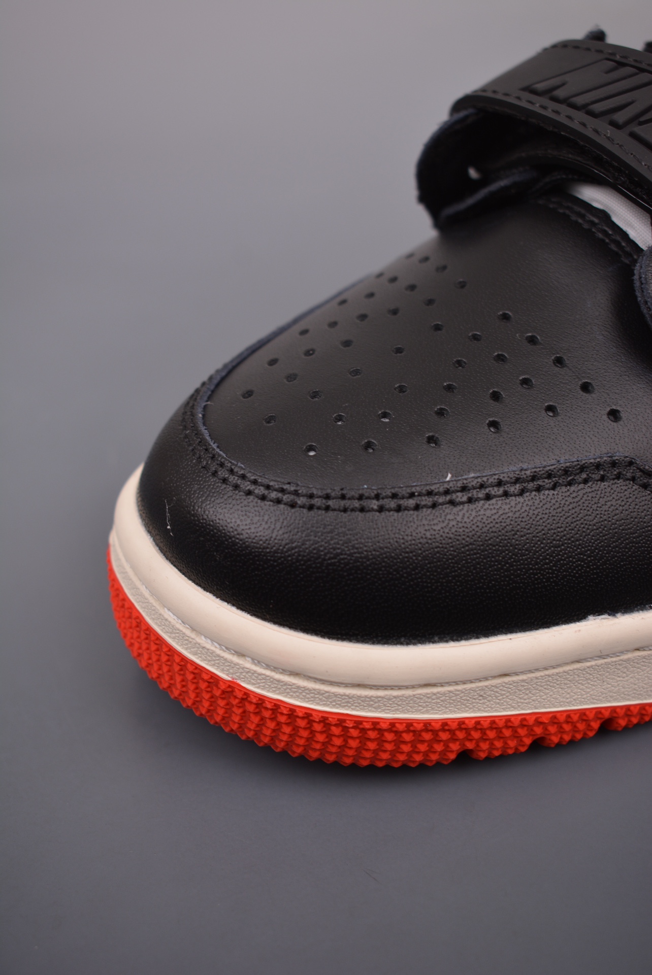 Air Jordan Legacy 312 Low Black Sail University Red HJ9029-010