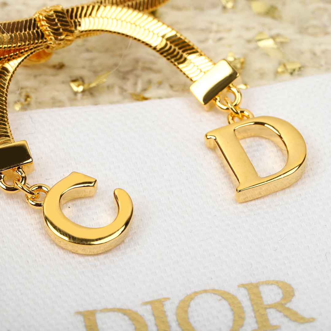 Dior bow earrings