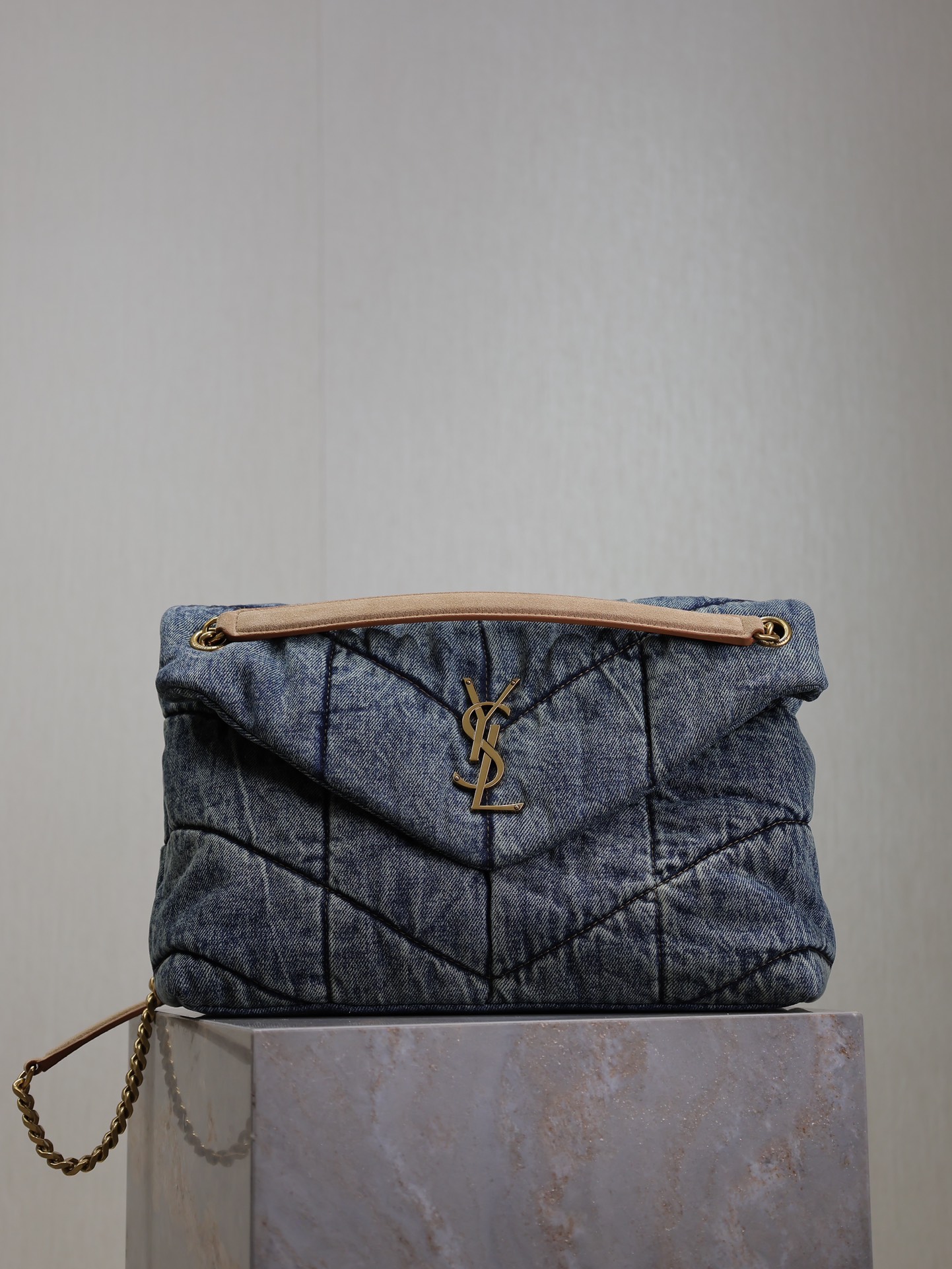 Yves Saint Laurent Loulou ffer denim bag 577475