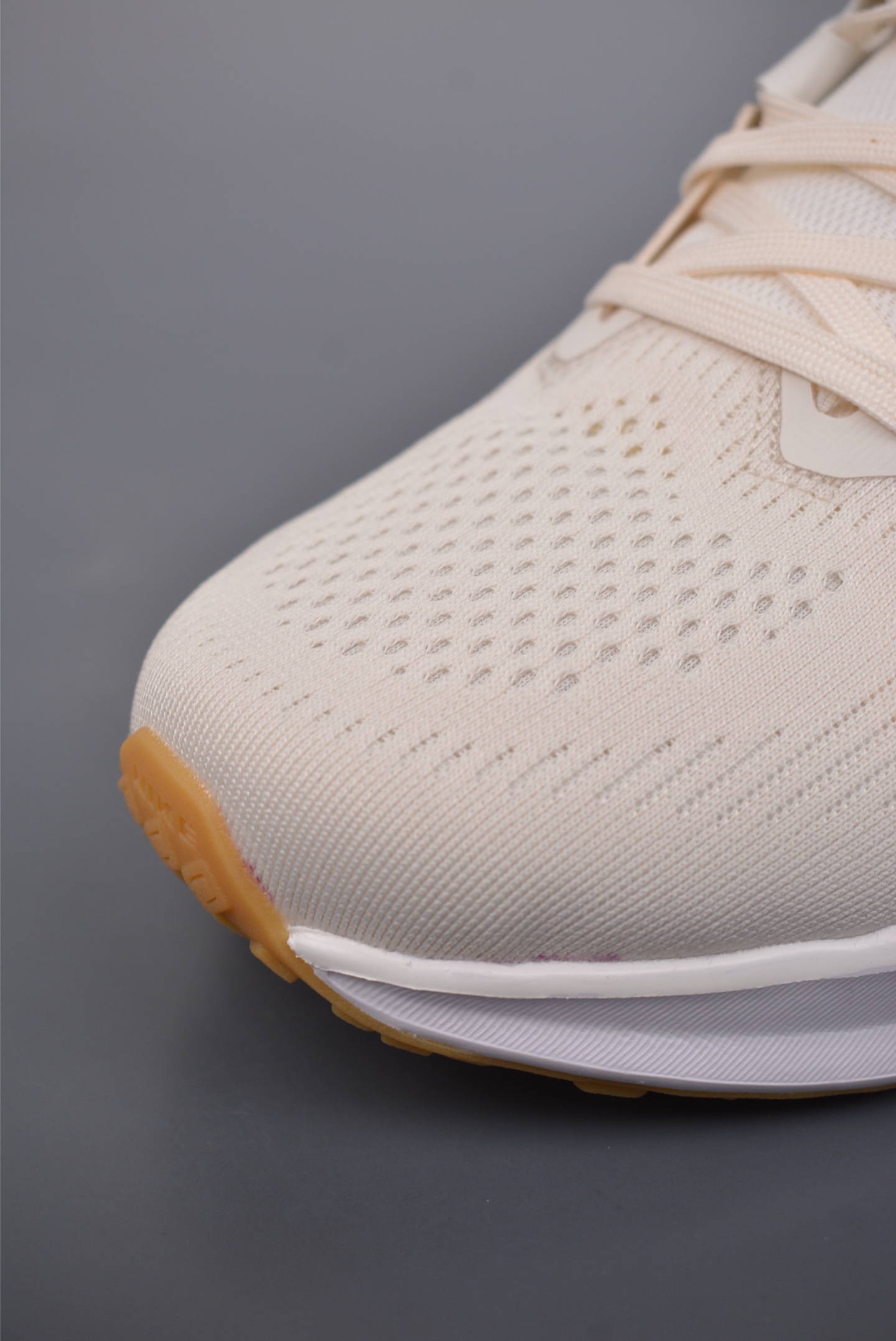 Nike Zoom Quest 6 Mesh Beige White Gold FD6034-003