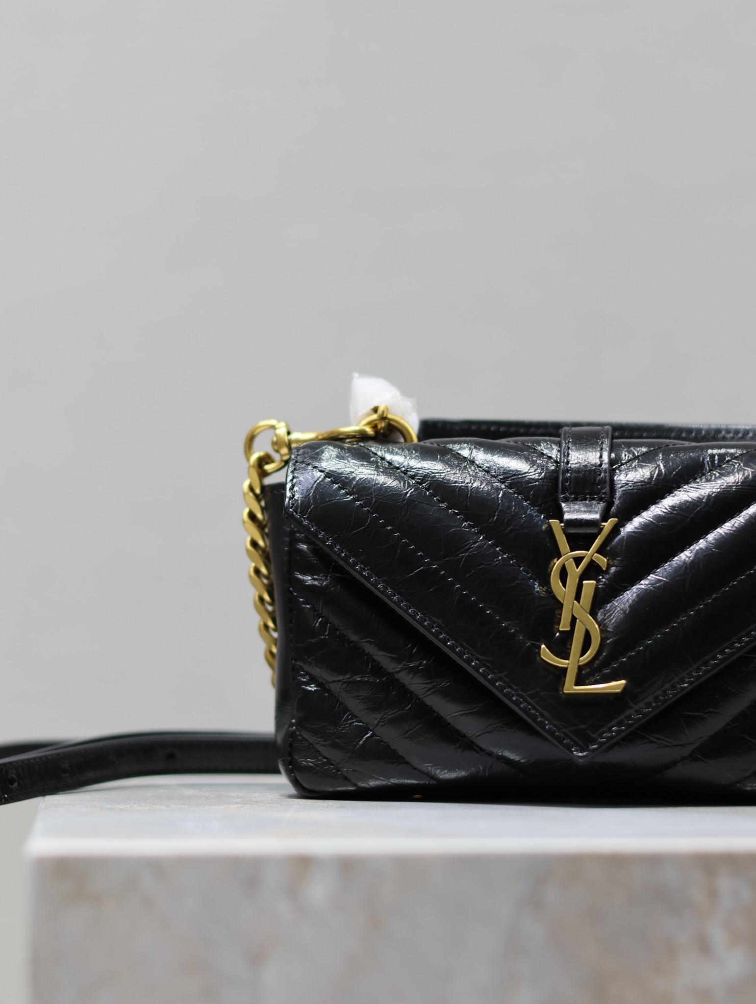 Yves Saint Laurent mini college waxed leather chain bag 779430