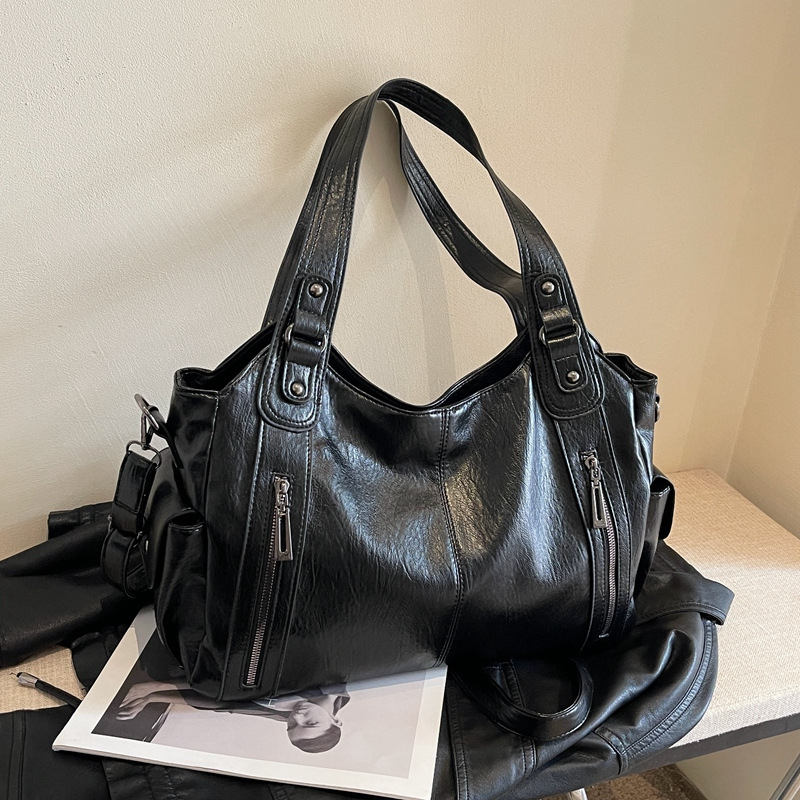🌲Early Christmas Sale 49% OFF🌲Women's Punk Style Studded Decor Tote Bag