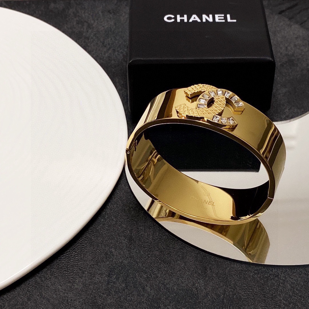 Chanel wide micro diamond bracelet