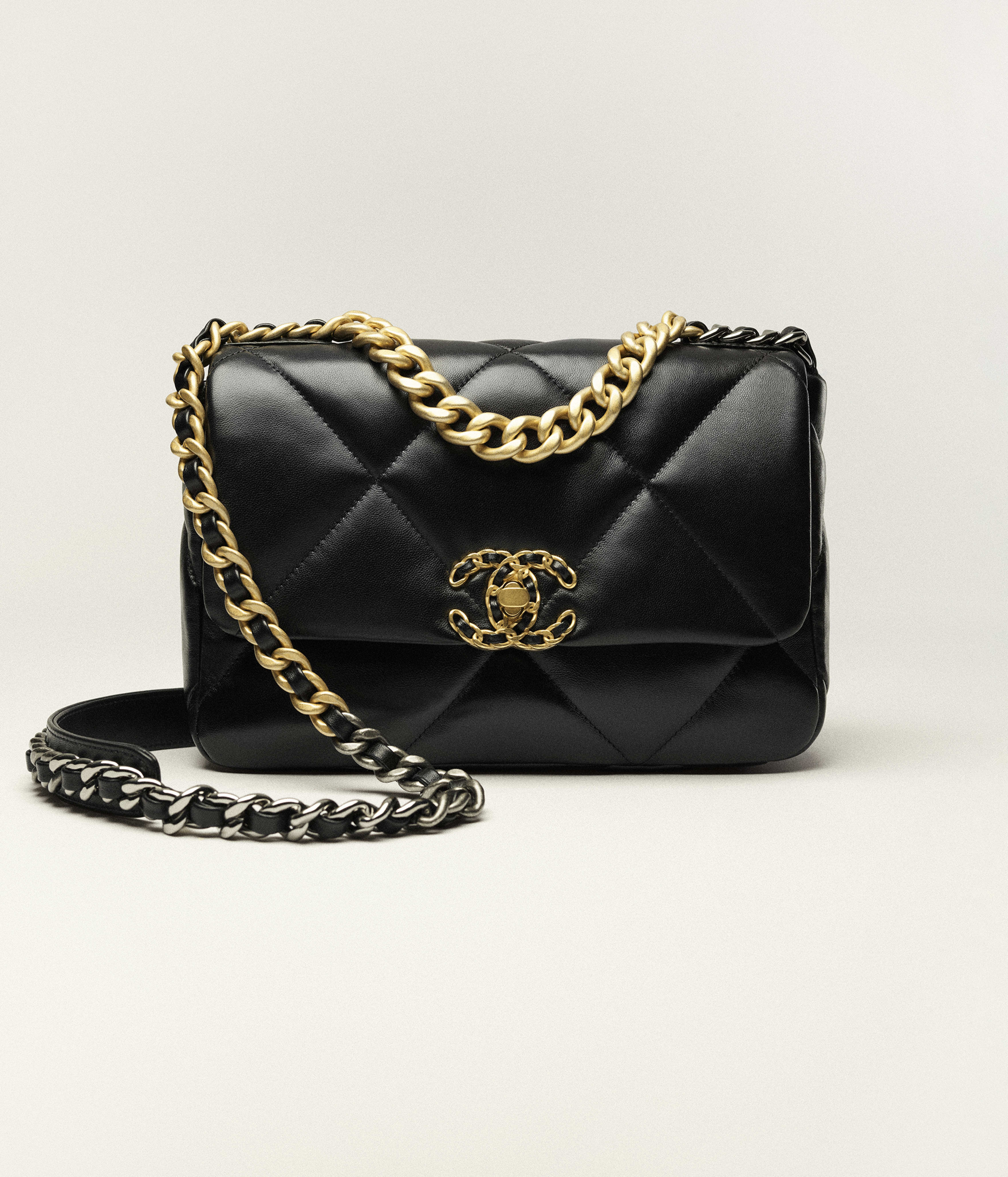 CHANEL 19 Handbag Shiny Lambskin, Gold-Tone, Silver-Tone & Ruthenium-Finish Metal Blac AS1160-B04852-94305