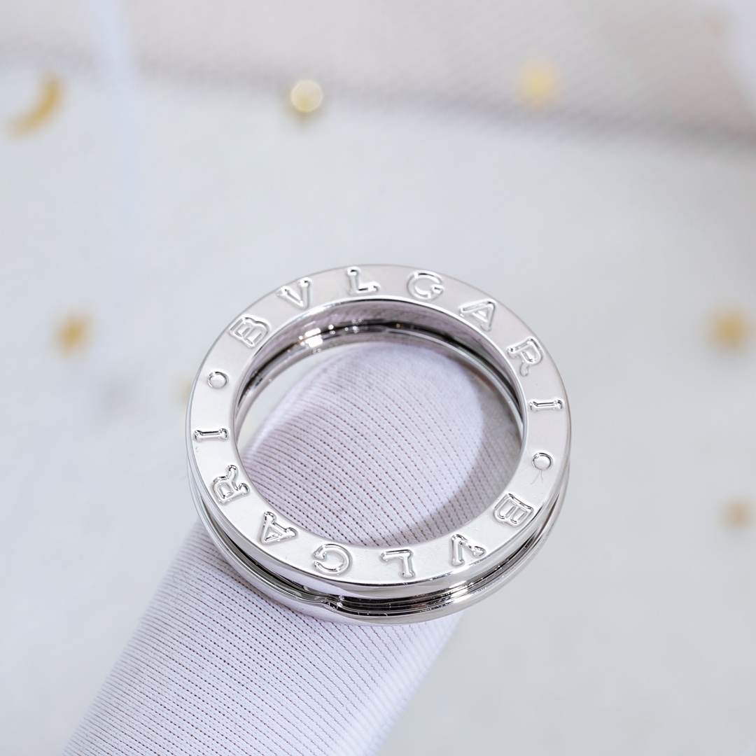 Bulgari zero single band diamond-free ring