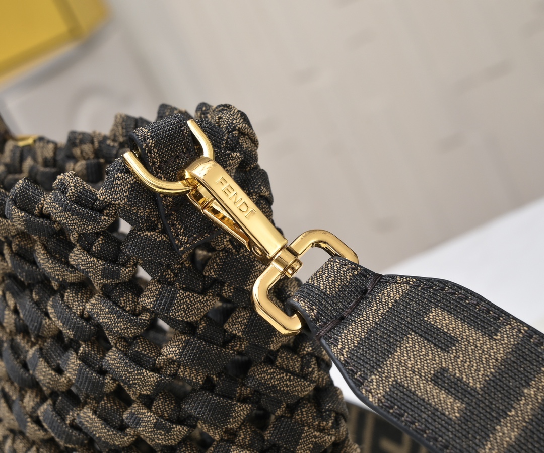 FENDI Tote series handbag 4407