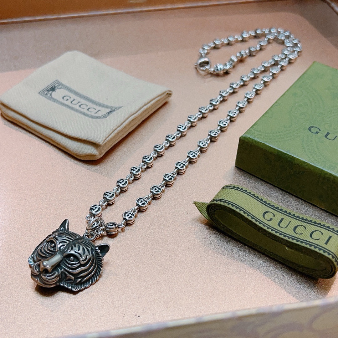 Gucci Anger Forest Series Tiger Head Vintage Necklace