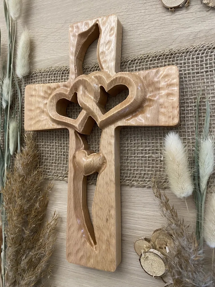 💞Carved wooden cross - intertwined hearts  - Carved from natural wood