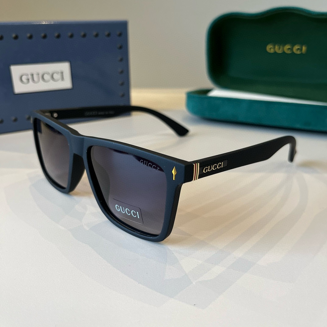 Gucci Square Frame Sunglasses