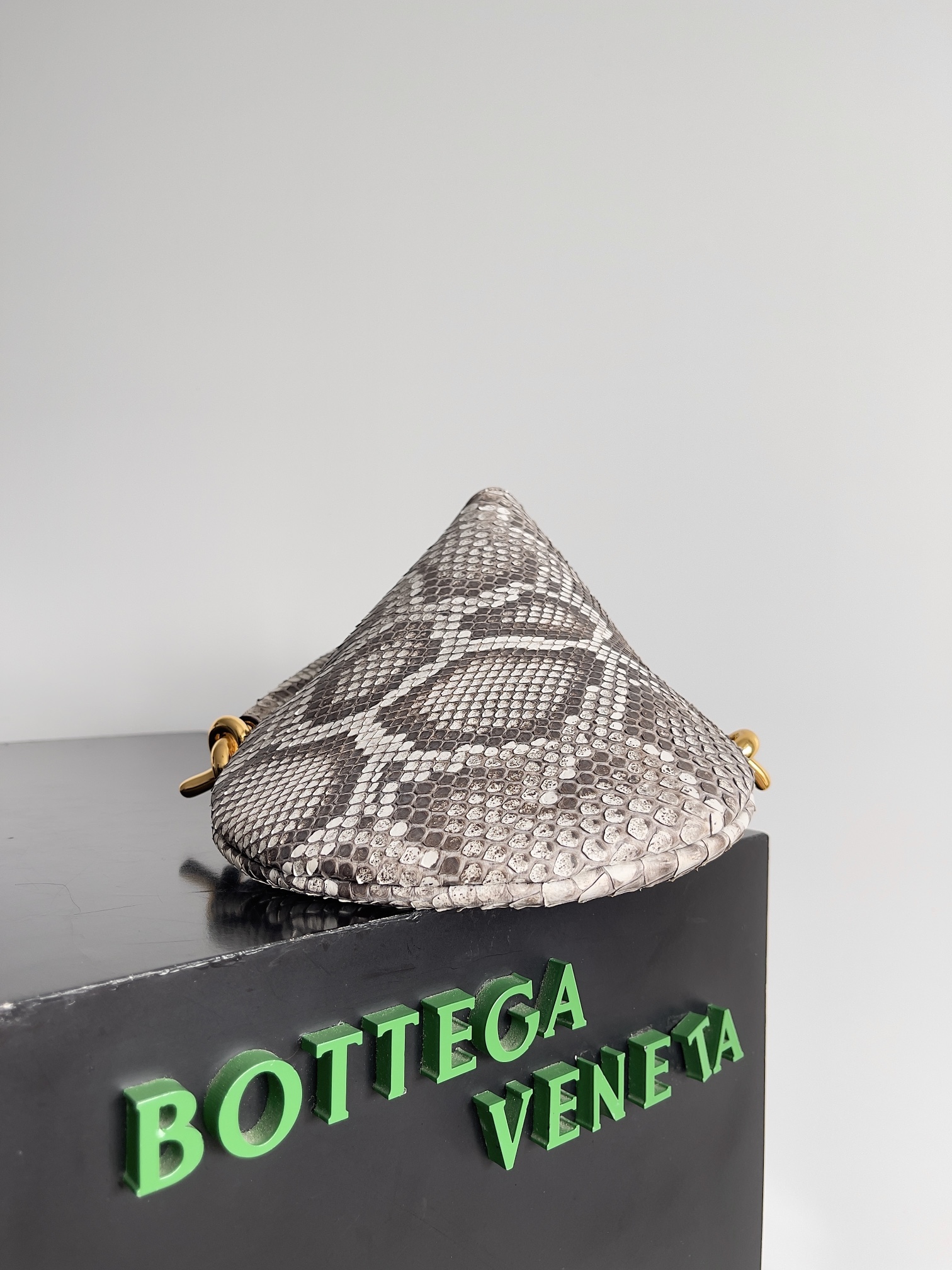 Bottega Veneta Women's Small SOLSTIC Bag 789246