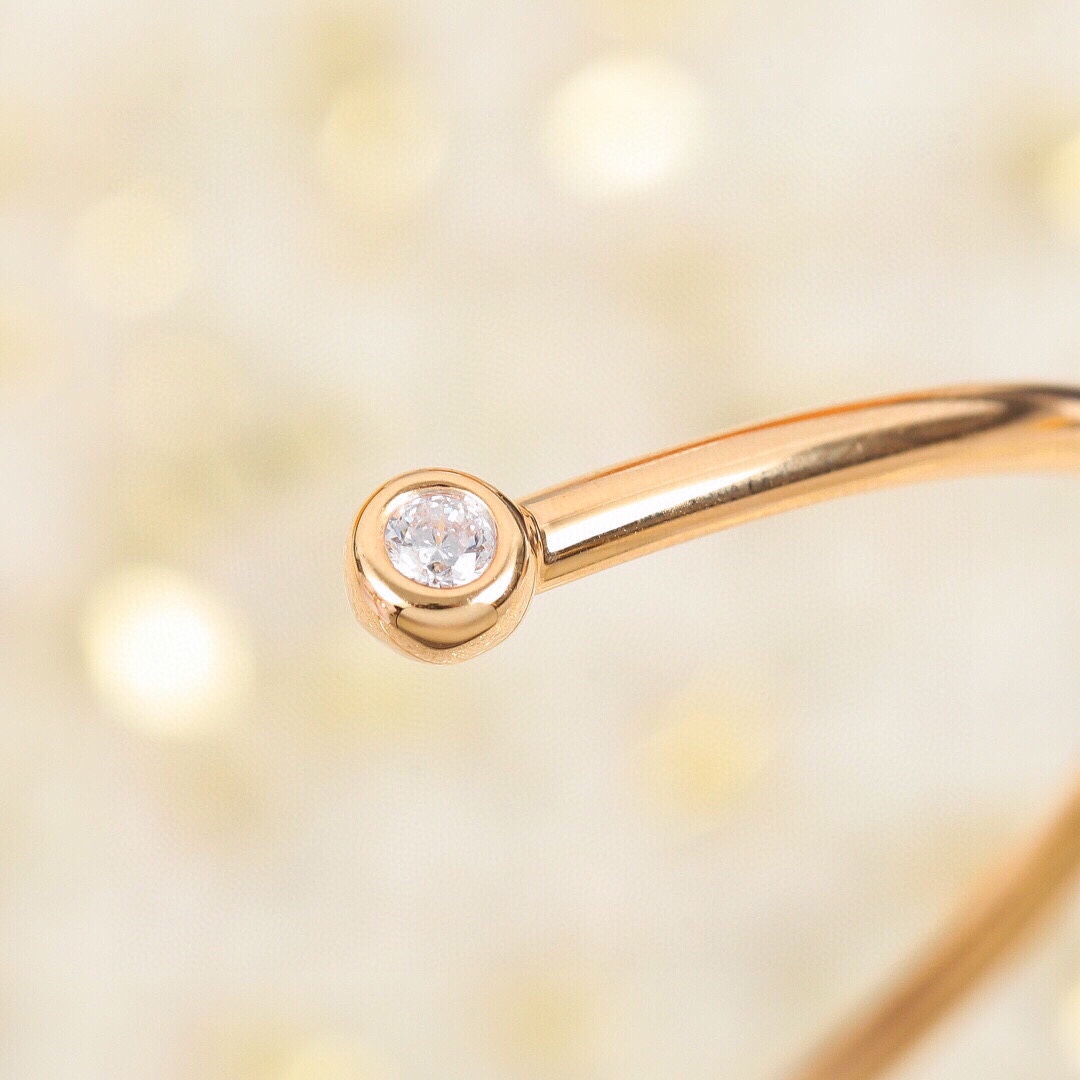 Louis Vuitton Slim Open Bracelet