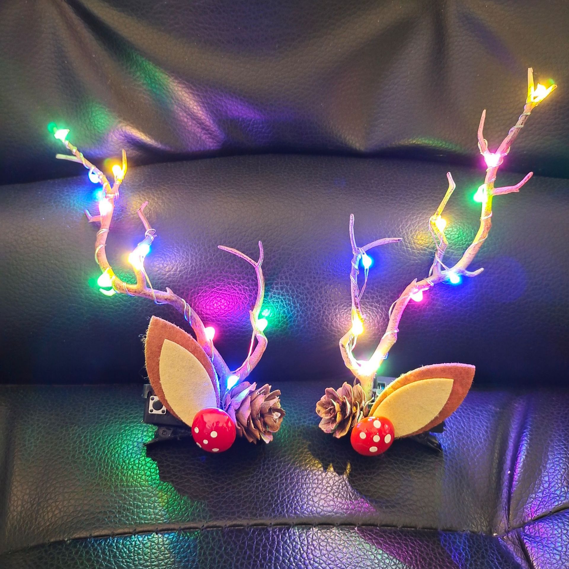 🦌🦌LED Reindeer Antler Hair Clips🌲🌲 Perfect Gift for Christmas/Halloween/Easter/Holiday🎁🎁