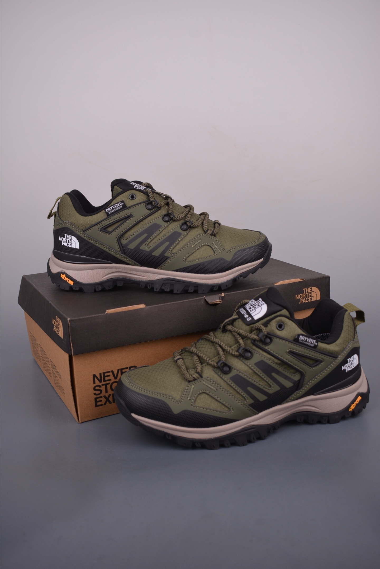 The North Face Mountaineering Cross-Country Hiking Shoes A4T373324